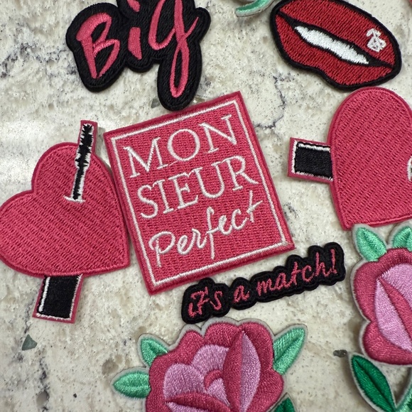 Bundle of 16 Iron on patches or glue on for decorative items - Picture 3 of 6